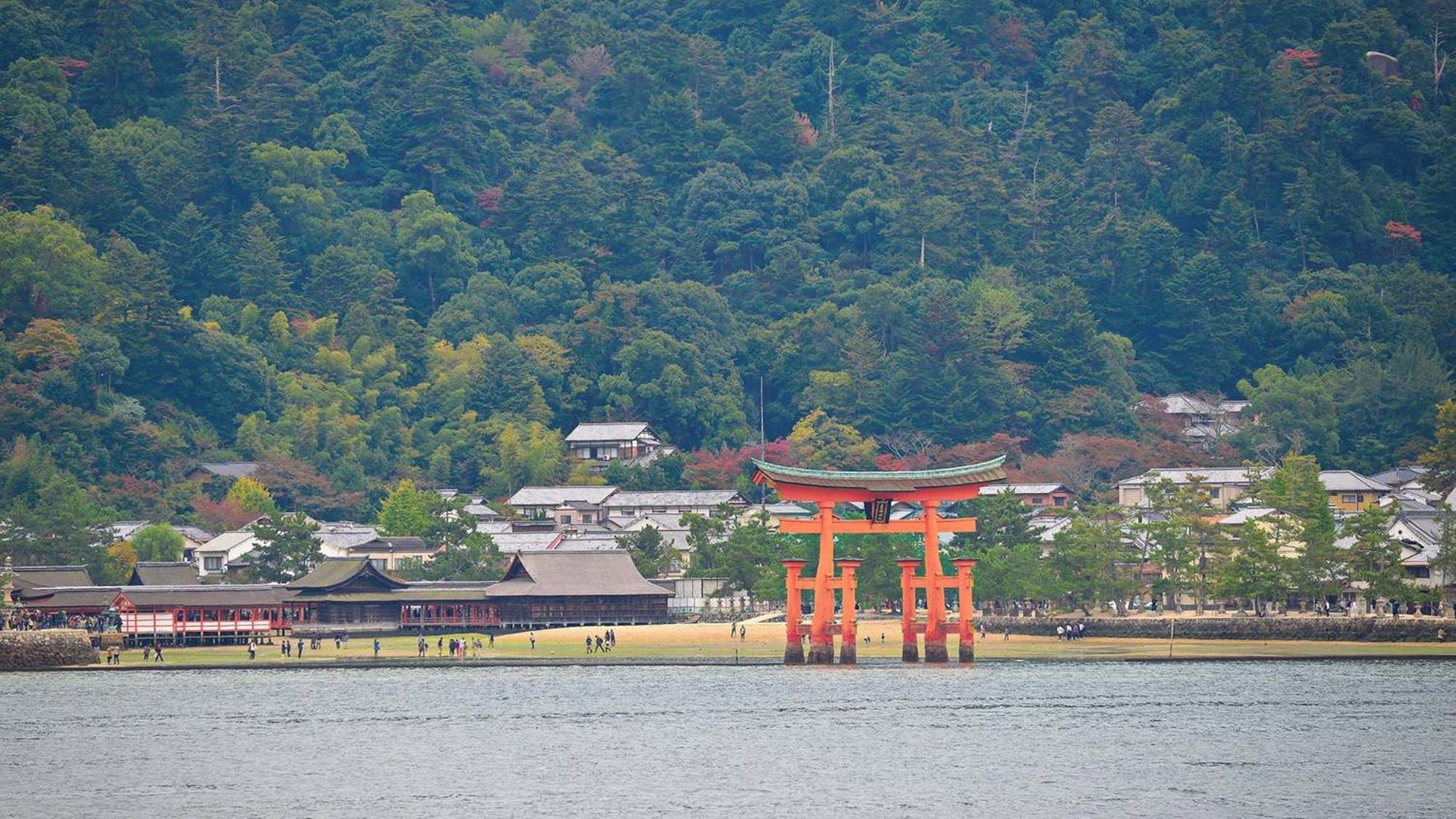 Toyoko Inn Iwakuni Eki Nishi Guchi 외부 사진
